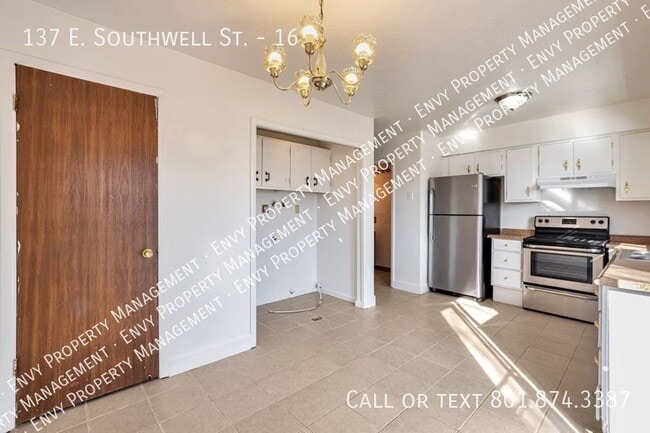 Building Photo - 137 E Southwell St