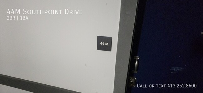 Building Photo - 44 Southpoint Dr