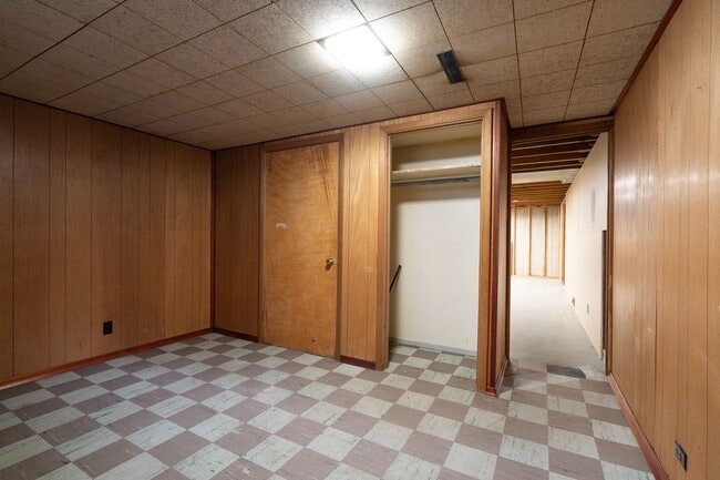 Building Photo - Charming 3-Bedroom Rancher Near Shadle Park