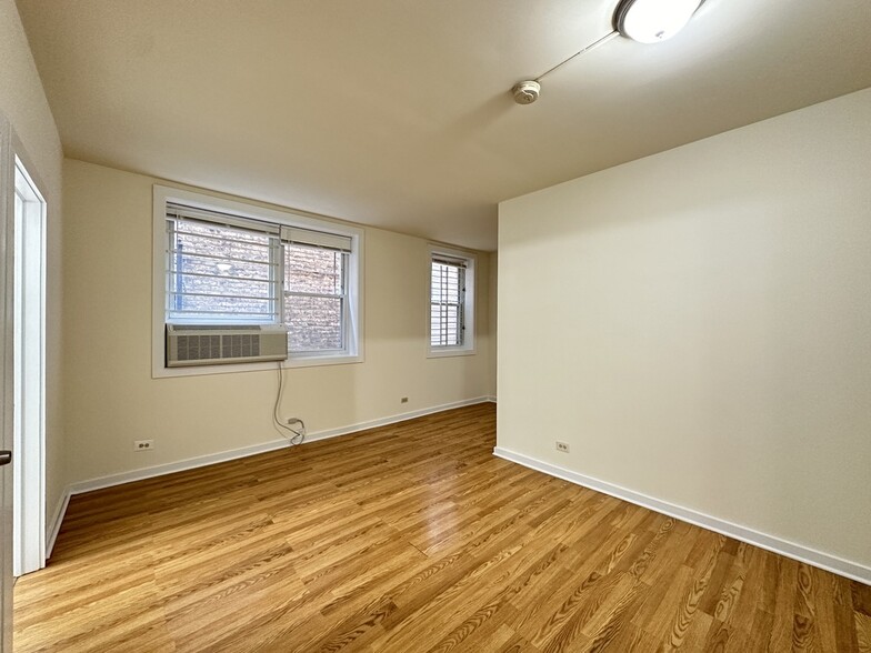 Building Photo - 1850 N Humboldt Blvd