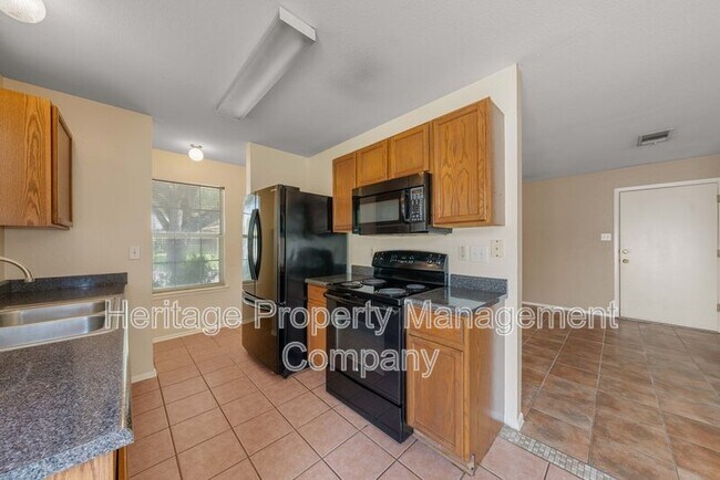 Building Photo - 7522 Yellow Sand Dr