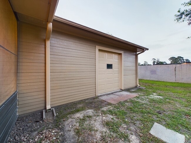 Building Photo - 11614 Taos Ln
