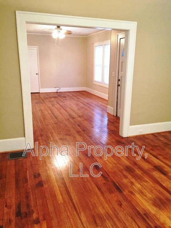 Building Photo - 304 Donnybrook Ave