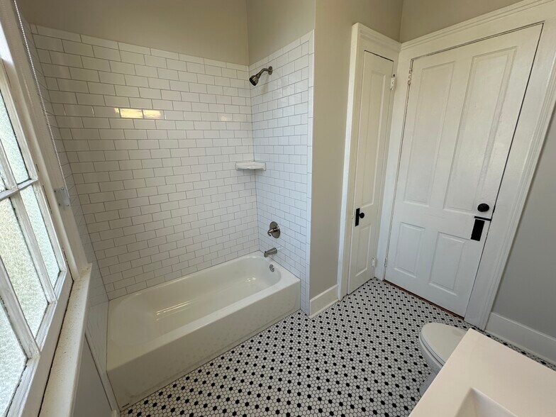 Bathroom #1 - 5520 Loyola Ave