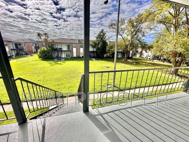 Building Photo - 5317 Curry Ford Rd