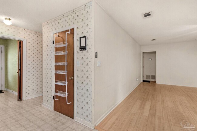 Building Photo - 4910 La Ventana Cir