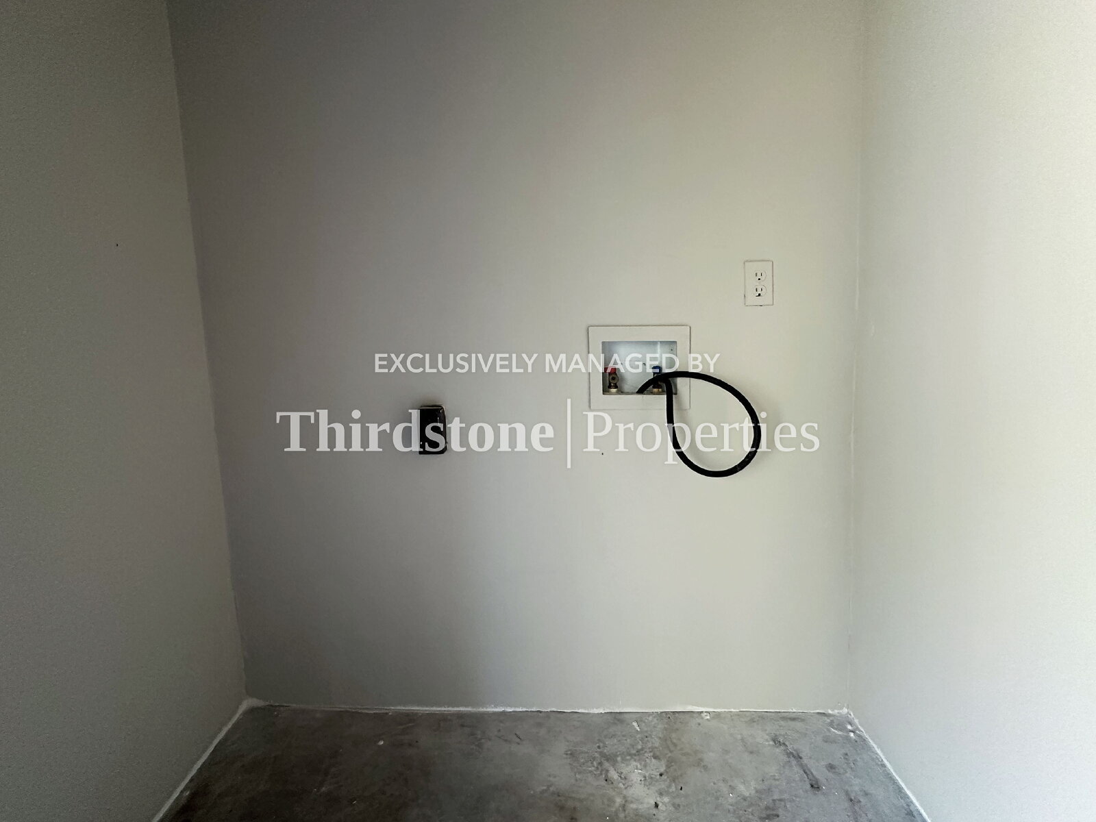 Building Photo - 5128 Indian Lakes Ct