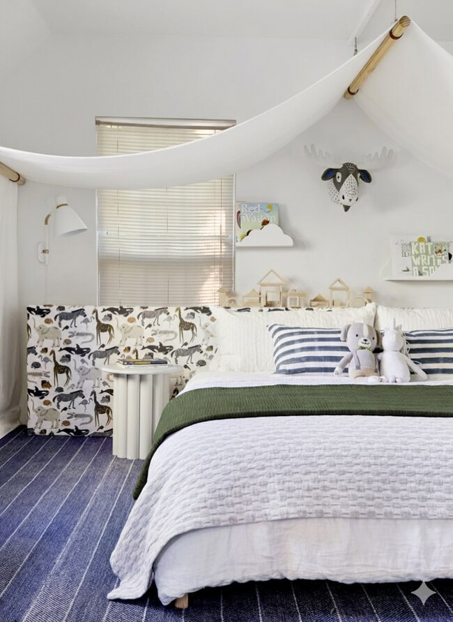 Building Photo - 5322 Grenelefe Village Rd