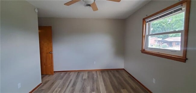 Building Photo - 419 Canyon Dr