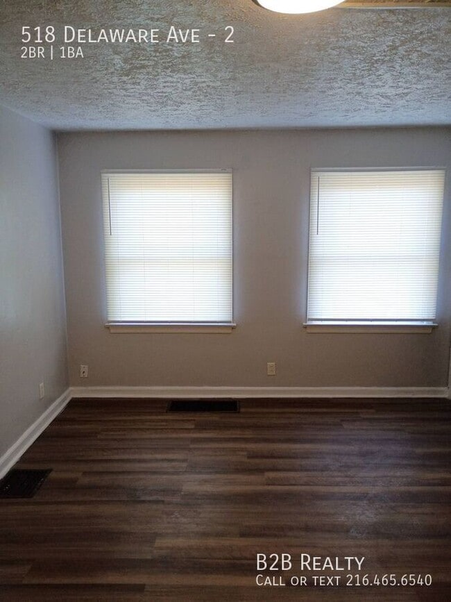 Building Photo - 518 Delaware Ave