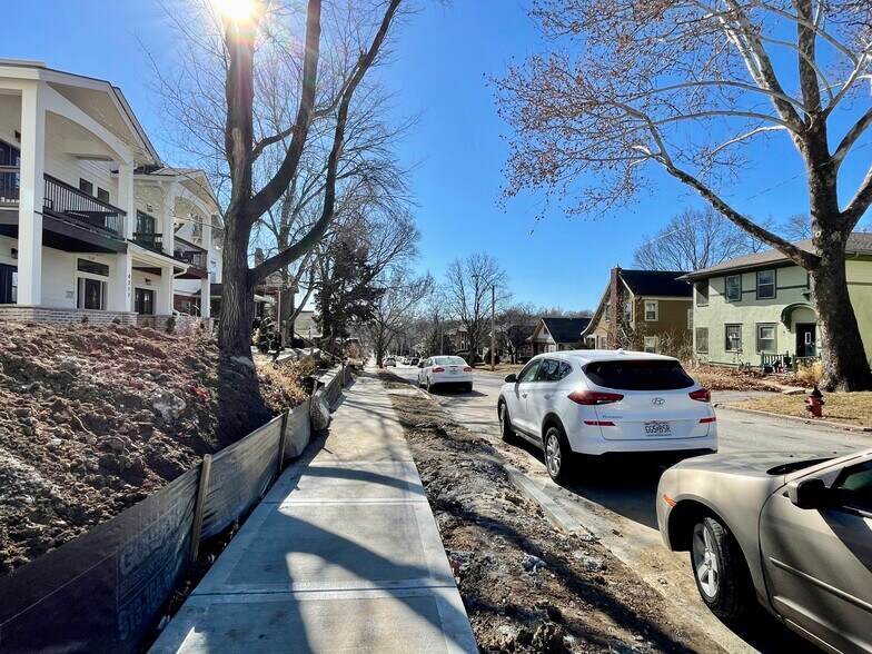 Building Photo - 4315 Holly St