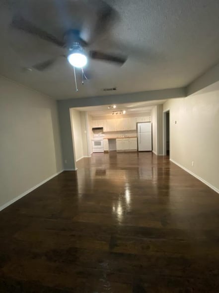 Building Photo - 719 San Antonio St
