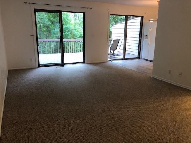 Building Photo - 240 W Eagle Lake Dr