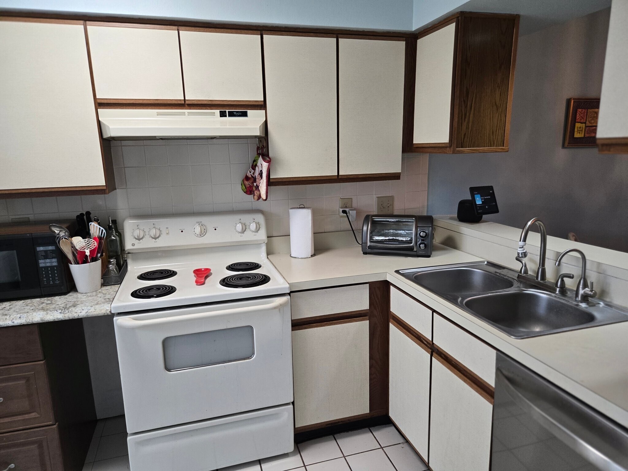 Building Photo - 6509 Spring Flower Dr