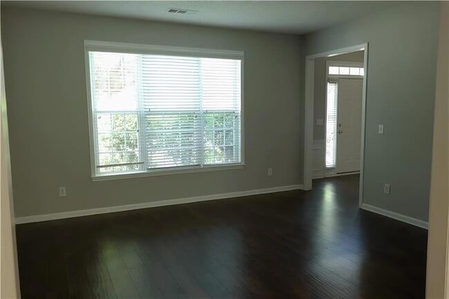 Building Photo - 2237 Traywick Chase