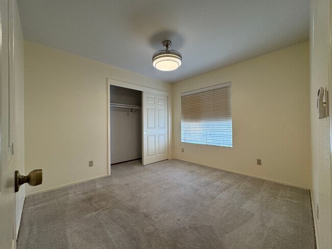 Building Photo - 3BR/2BA/2CG, 1836 sq.ft. rental with POOL in Sierra Vista, AZ