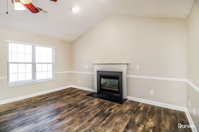 Building Photo - 2703 Darden Rd