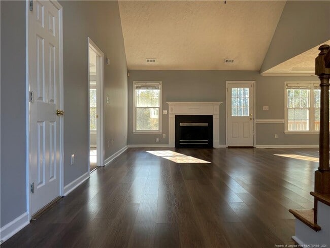Building Photo - 6311 Nakoma Way