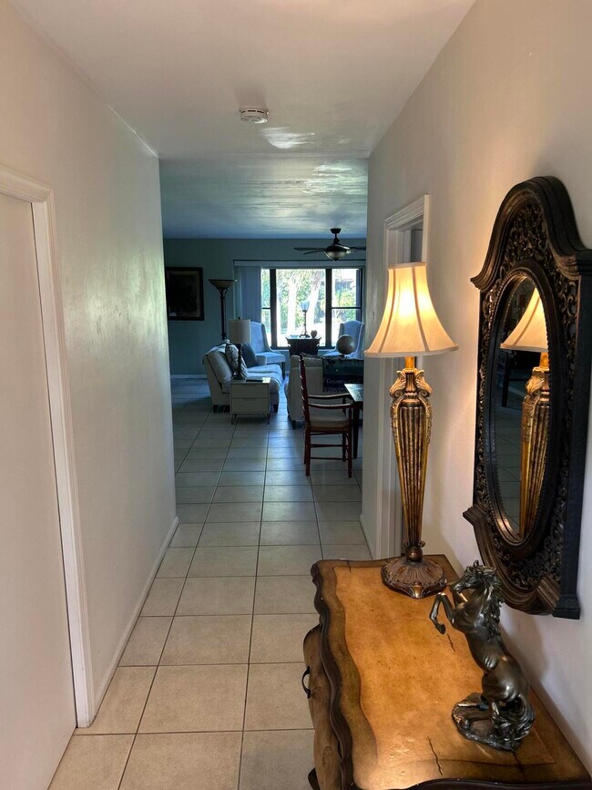 Building Photo - 13321 Polo Club Rd