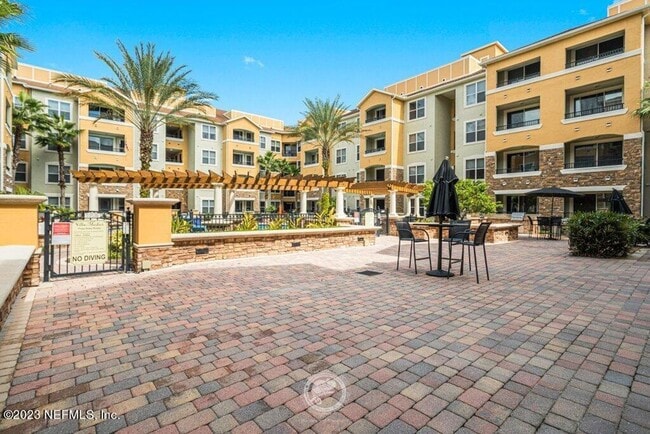 Building Photo - 8539 Gate Pkwy W