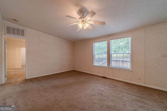 Building Photo - 246 Kings Ridge Dr