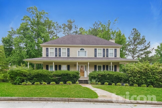 Building Photo - 2101 Amherst Trail SE