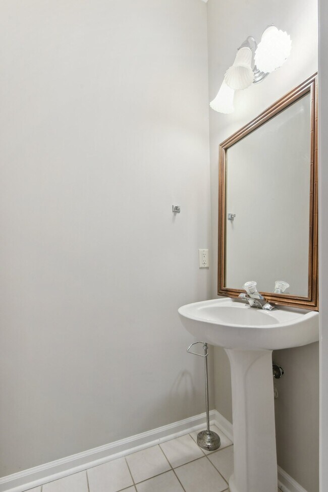 Building Photo - Charming 3 Bedroom Rental in Bluffton, SC ...