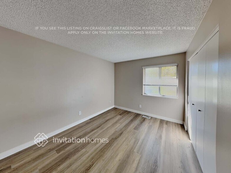 Building Photo - 1597 S Uvalda St