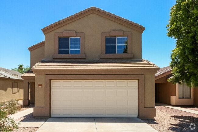 Building Photo - 10945 E Clovis Ave
