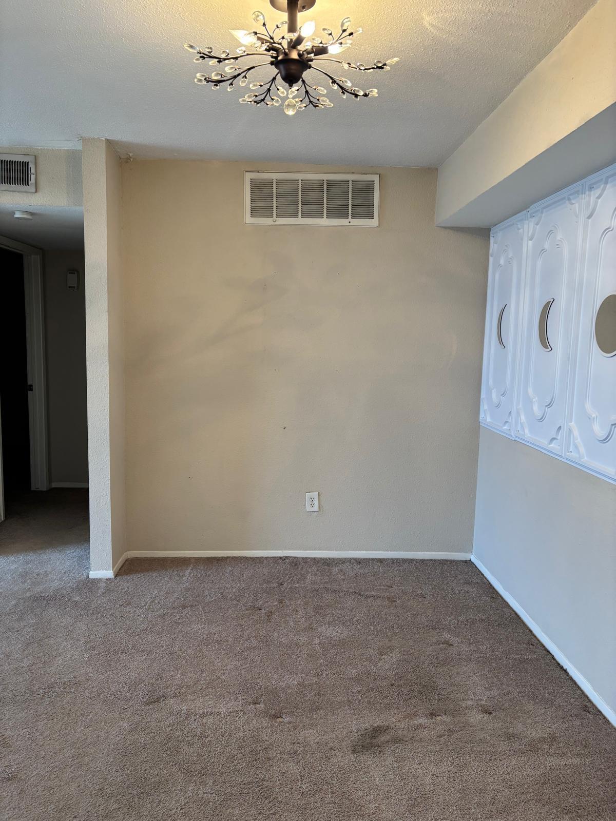 Building Photo - 5667 Birchmont Dr