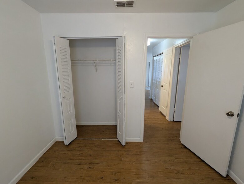 Building Photo - 3600 SW 23rd St