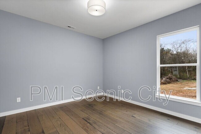 Building Photo - 1316 Gadd Rd