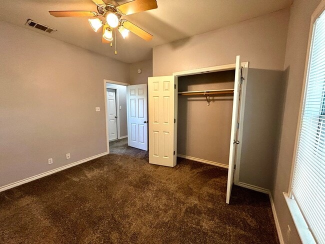 Building Photo - 408 Nelray Blvd