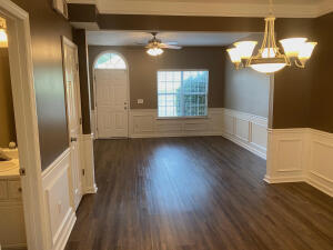 Building Photo - 2005 Bertram Ct