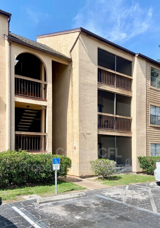 Building Photo - 2230 Cascades Blvd