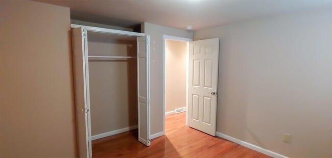 Building Photo - 1797 Cedaridge Dr