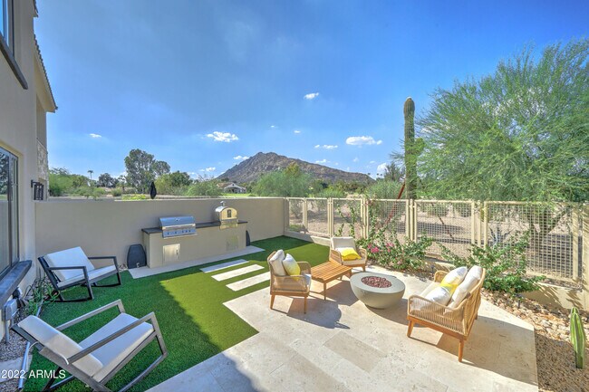 Building Photo - 6500 E Camelback Rd