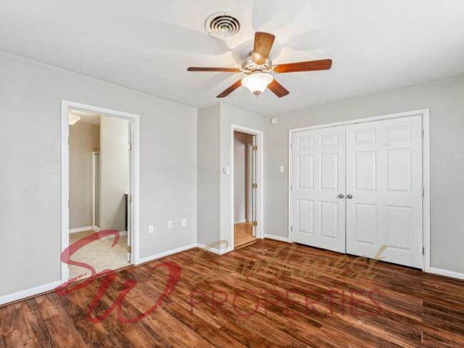 Building Photo - 3 Bed / 2 Bath House Steps from TSU Memorial Stadium — Perfect for Roommates!