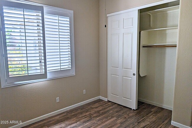 Building Photo - 6752 E Desperado Dr