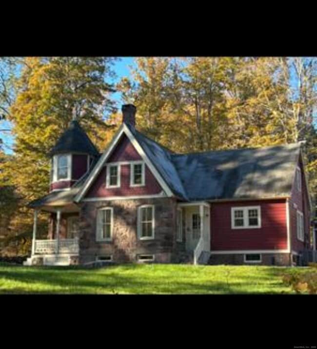 Building Photo - 594 S Brooksvale Rd