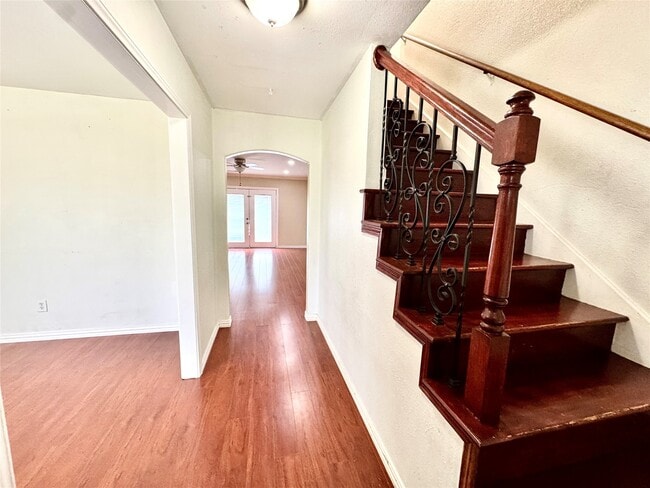 Building Photo - 5813 Lucy Ln