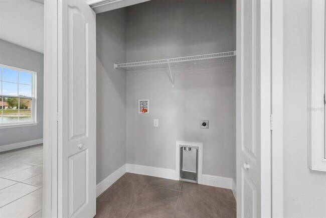 Building Photo - 1626 Cumin Dr