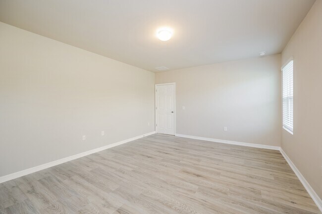 Building Photo - 5341 Shell Mound Cir