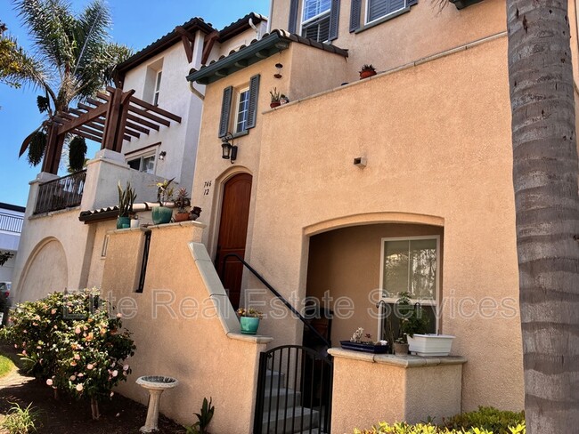 Primary Photo - 746 Broadway