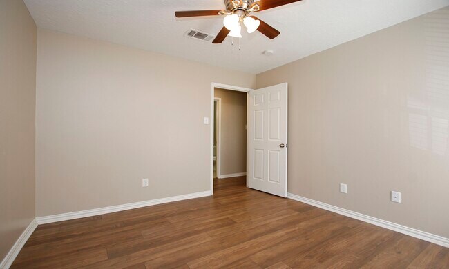 Building Photo - 3731 Windy Haven Dr