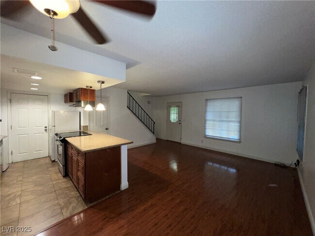 Building Photo - 1467 Lorilyn Ave