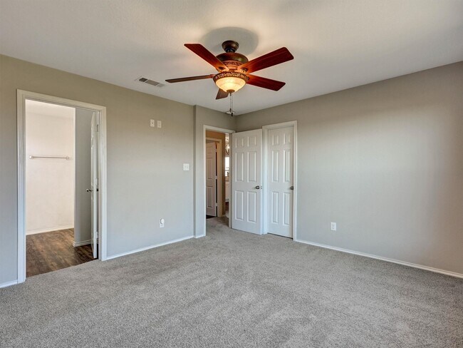 Building Photo - 24038 Hay Iron Dr