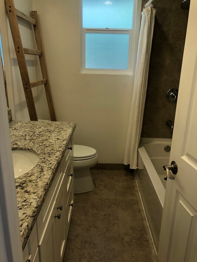 Hallway bathroom - 676 Broadway St