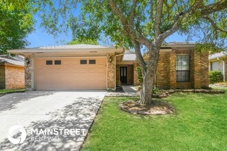 Building Photo - 2206 Mediterranean Ave