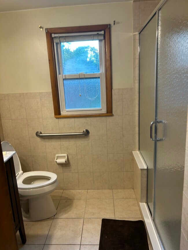 59 S Youngs Rd - 59 S Youngs Rd Buffalo NY 14221 | Apartment Finder